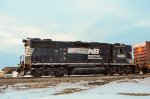 NS GP38-2 Locomotive making moves in the yard